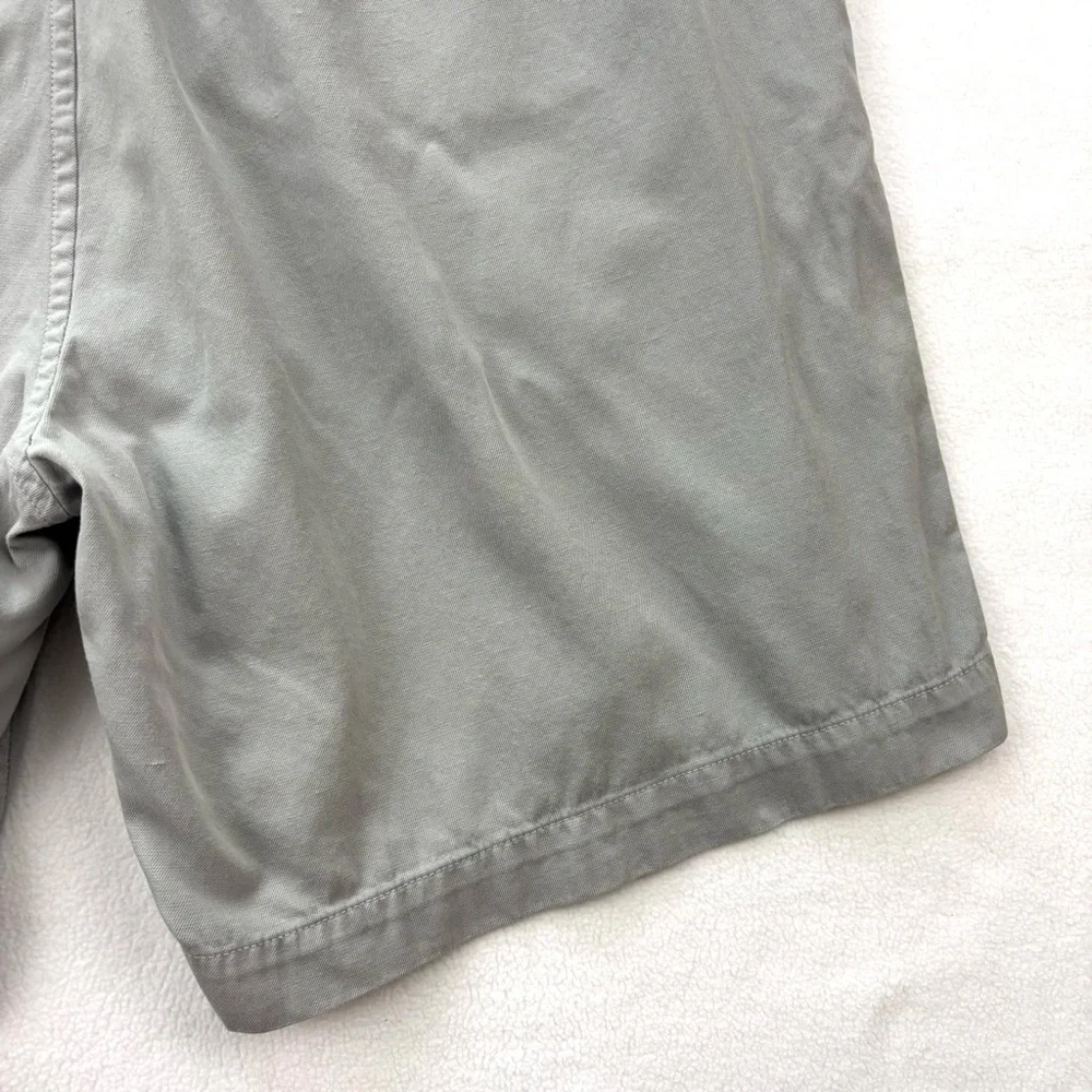 Vineyard Vines Gray Flat Front Classic Gray Men's Cotton Chino Shorts Size 38